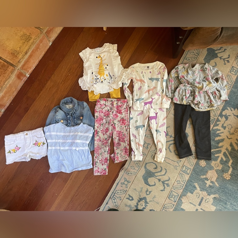 Girls 3T bundle - baby gap etc